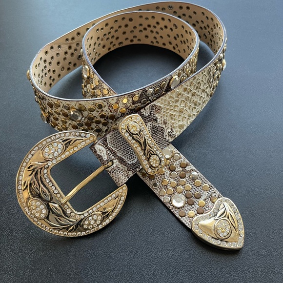 VERA PELLE Authentic Leather Metal, rhinestone, jewels! AMAZING!  Large - Picture 3 of 4